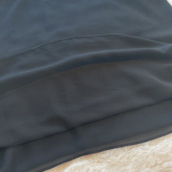 NWT. Naked zebra top. Size medium. - Picture 7 of 10